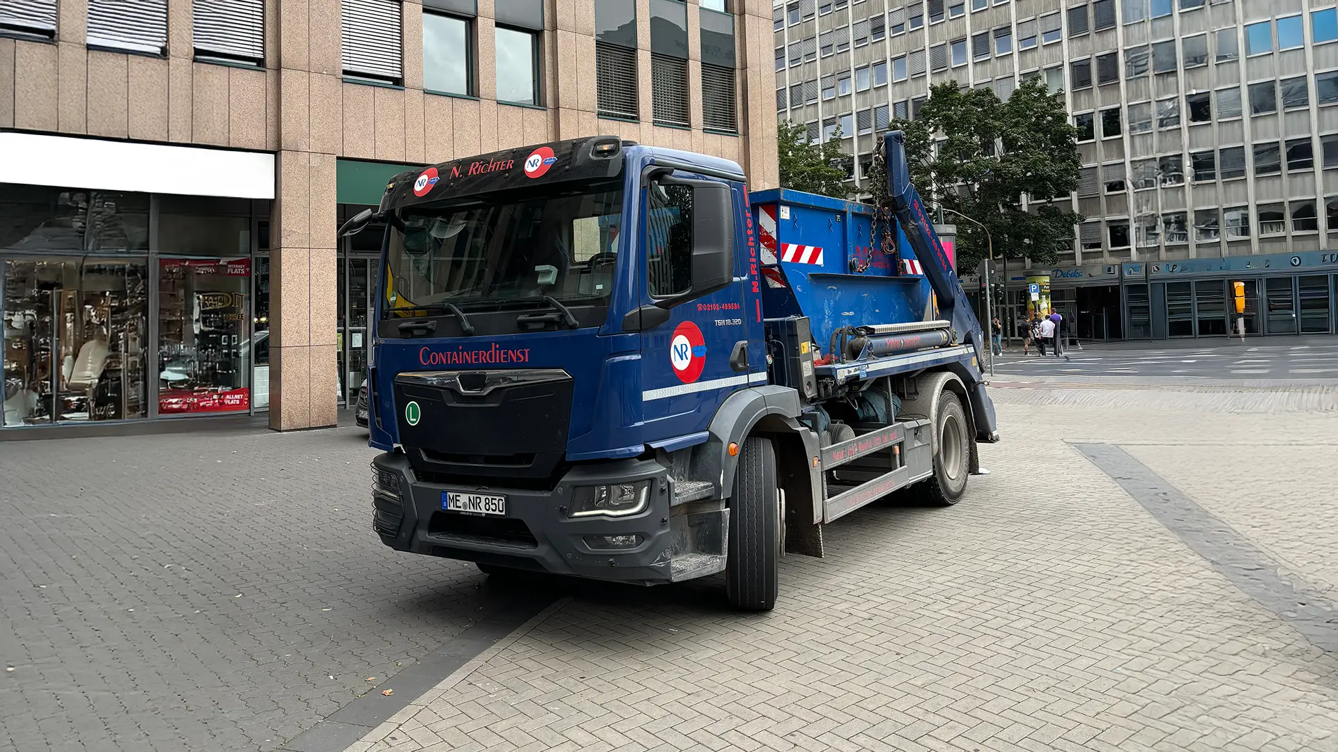 Container Richter im Einsatz auf der Immermanstraße